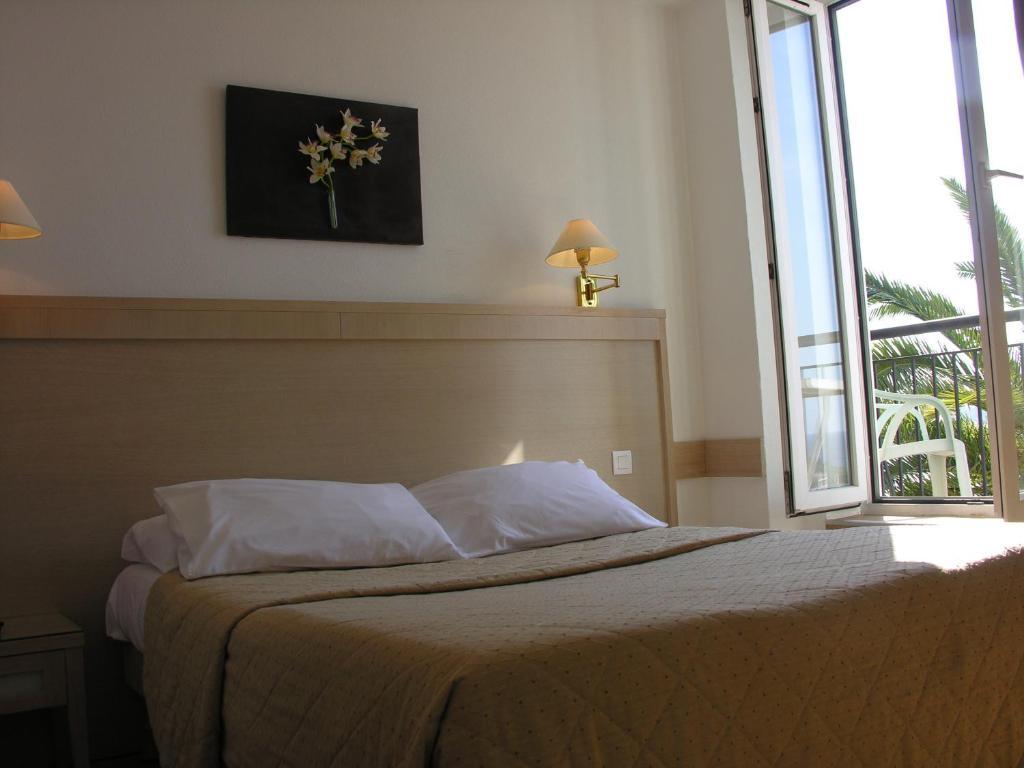 Hôtel La Flore Villefranche-sur-Mer Quarto foto